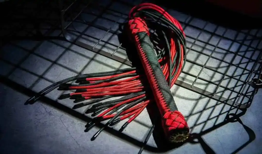 【西檬之家】新手必读：BDSM字母圈DT（Dirty Talk）入门指南